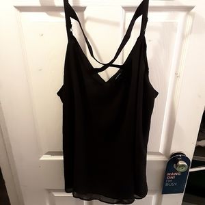 Black floaty tank top